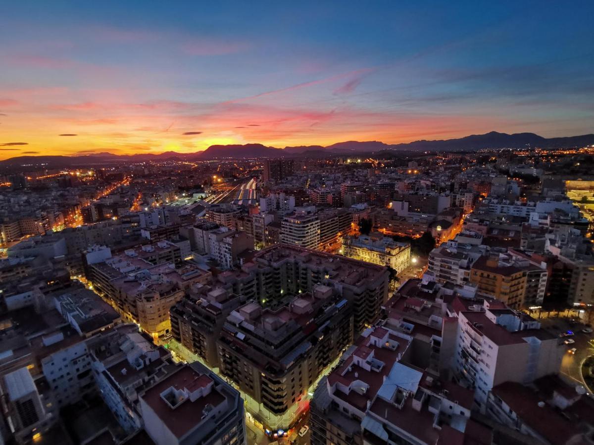 Sky Suites Alicante Buitenkant foto