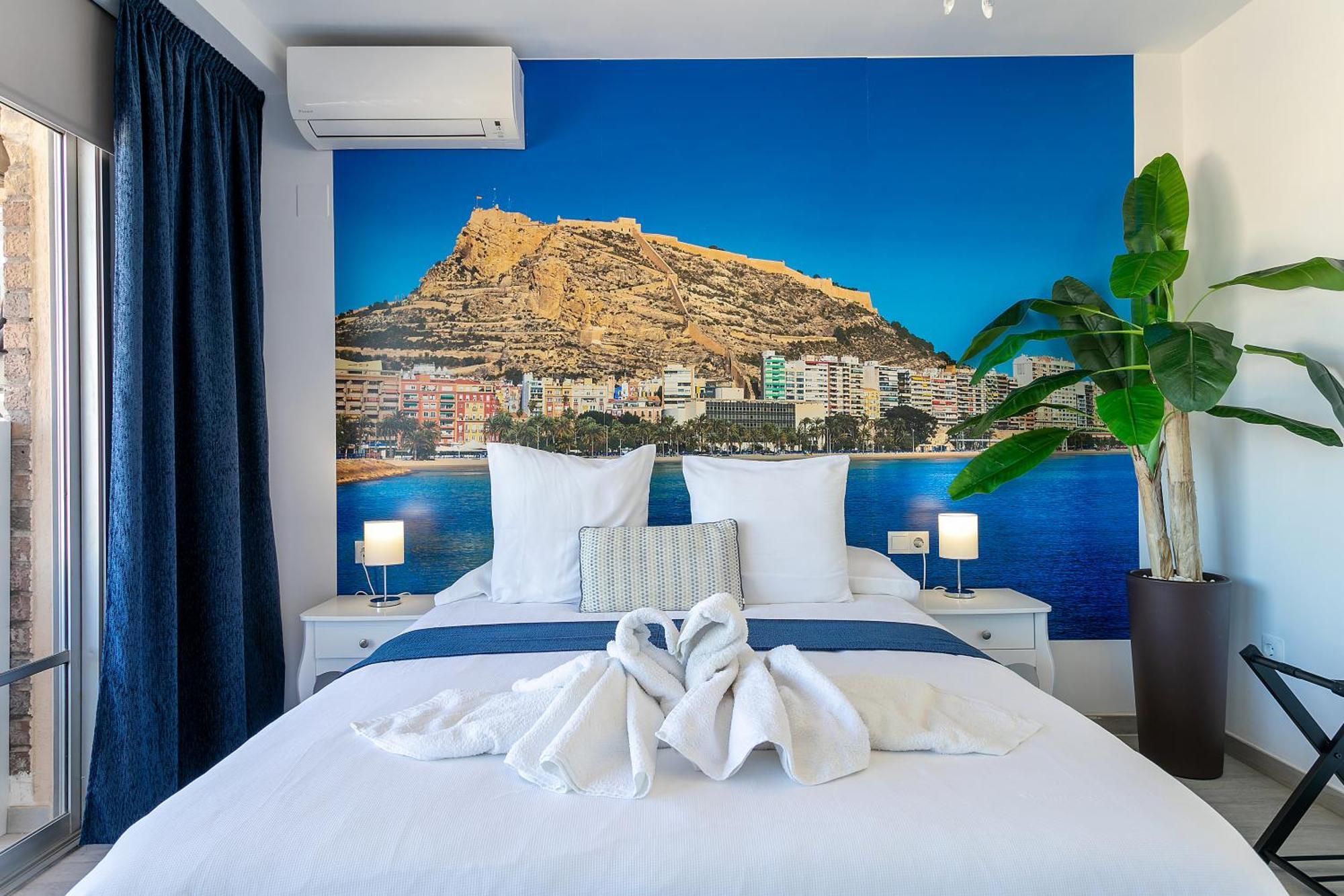 Sky Suites Alicante Buitenkant foto