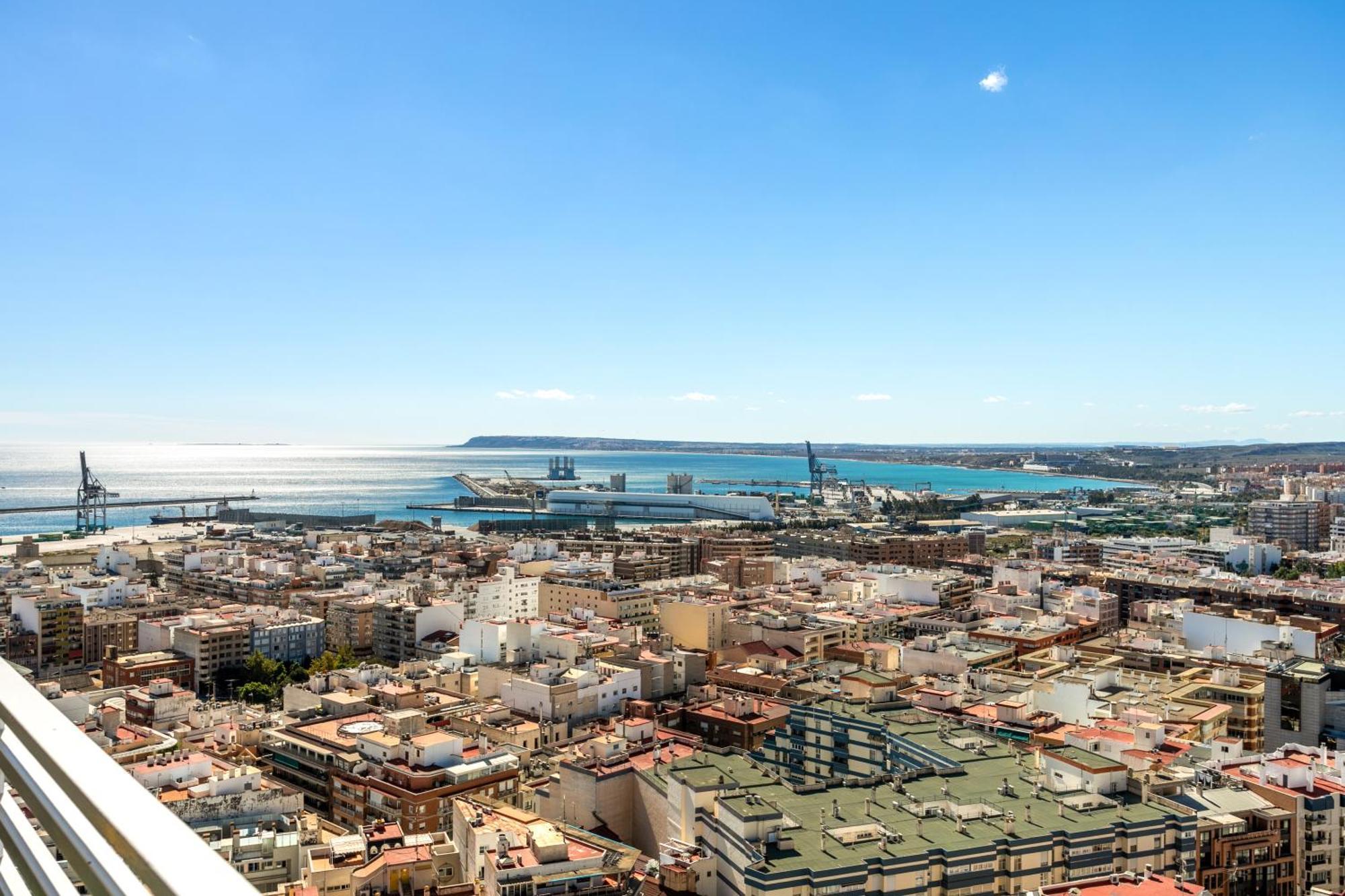 Sky Suites Alicante Buitenkant foto