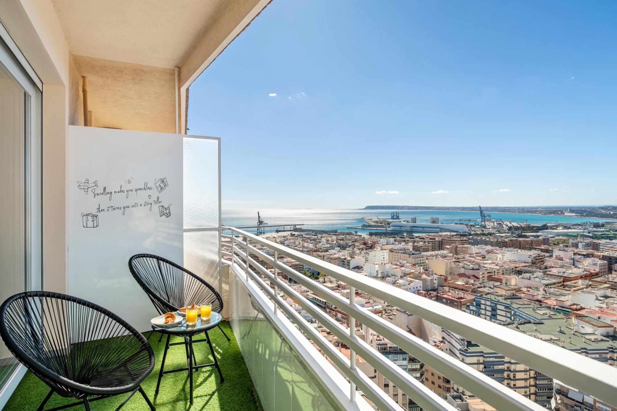 Sky Suites Alicante Buitenkant foto