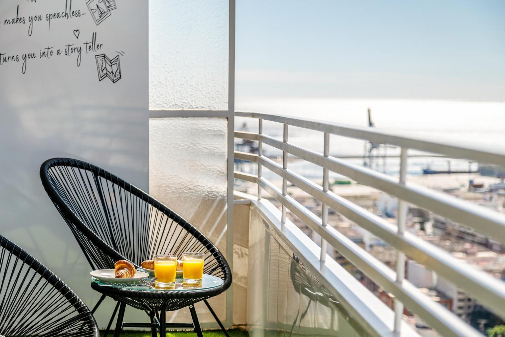 Sky Suites Alicante Buitenkant foto