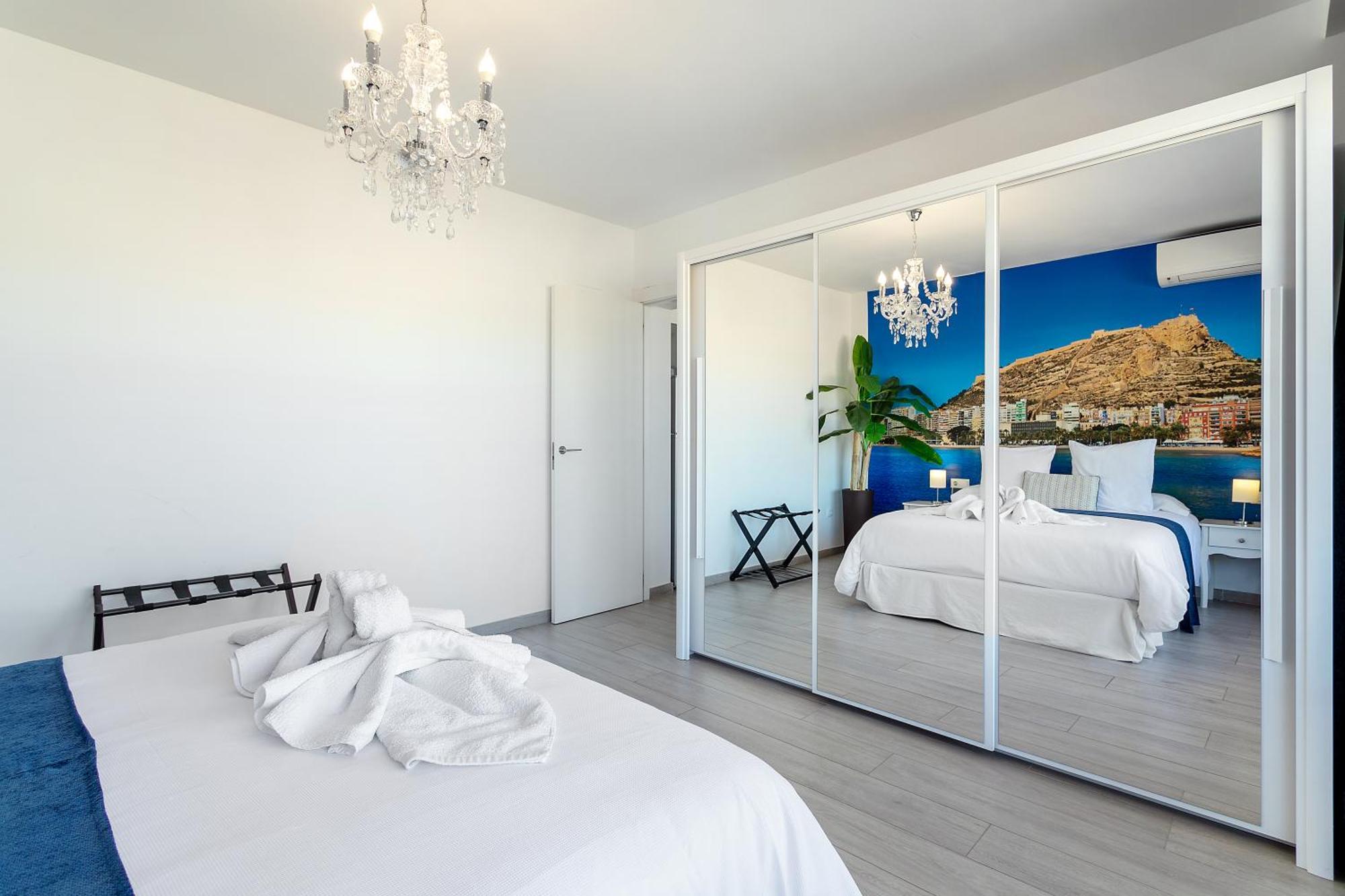 Sky Suites Alicante Buitenkant foto